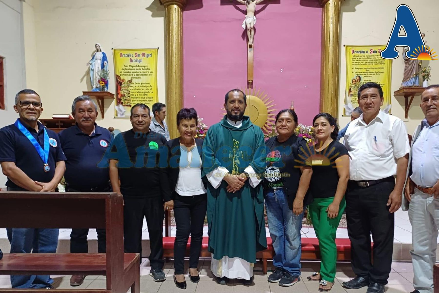 PERIODISTAS DE NC RINDEN HOMENAJE